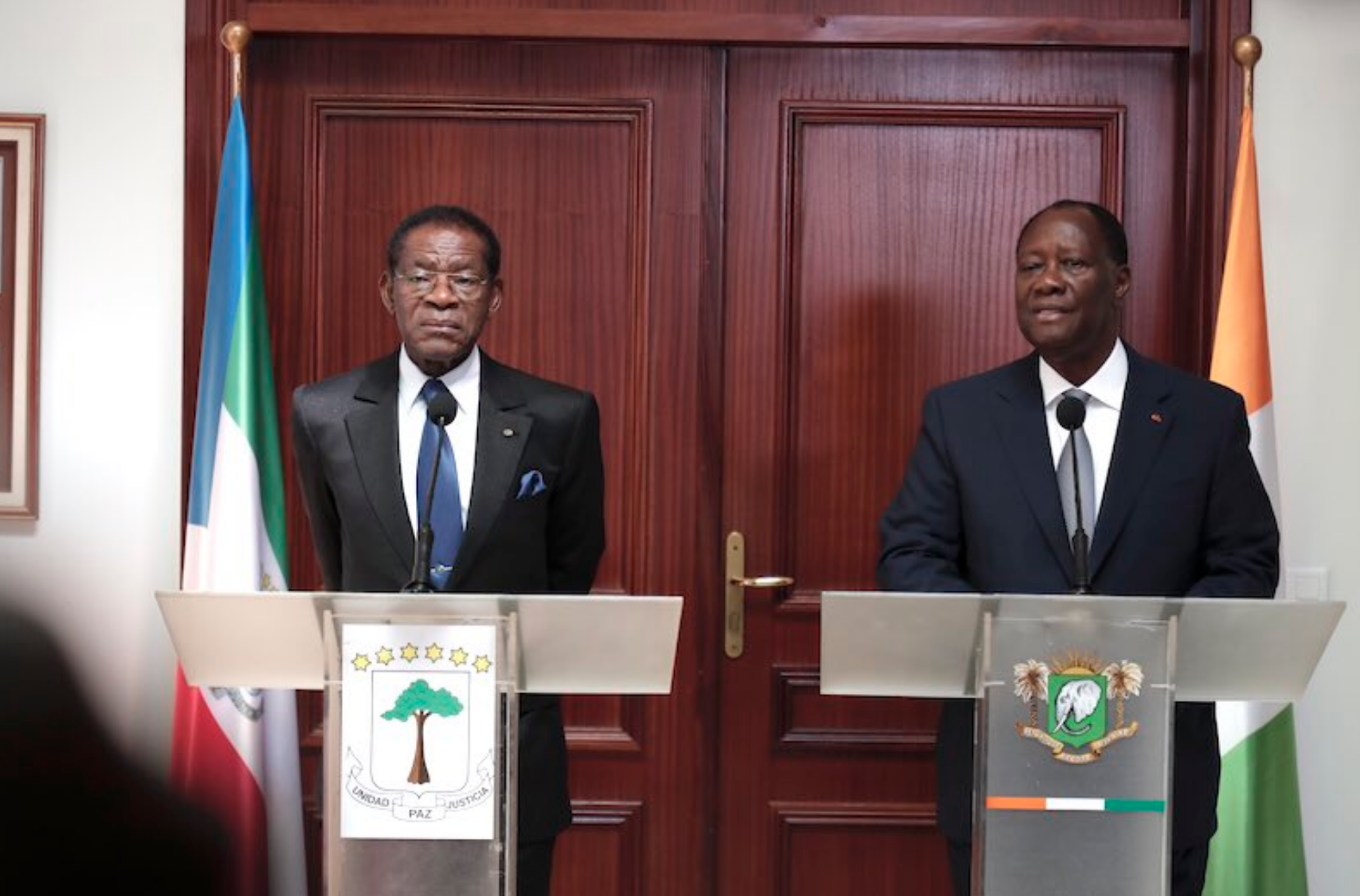le chef de letat ivoirien alassane ouattara et le president de la guinee equatoriale obiang nguema