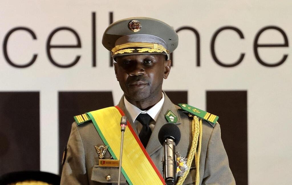 Mali junte Le colonel Assimi Goïta cédéao