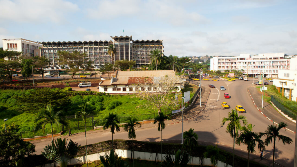 Vue de Yaoundé, capitale du Cameroun. (Photo d'illustration) Tim E. White/Getty Images / Assassinat