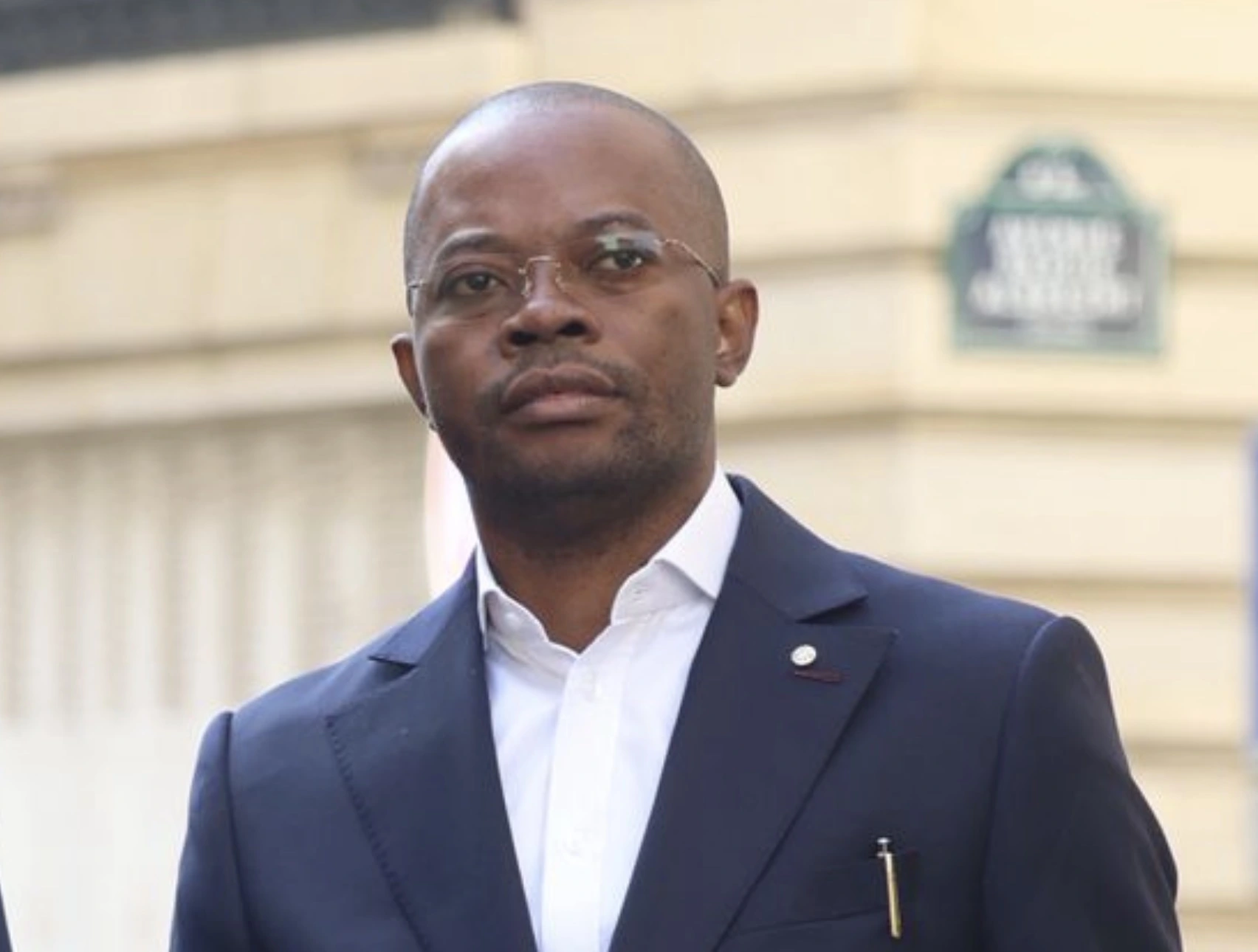 Man DAvid Kiala, RDC. Politique, Avançons, constitution