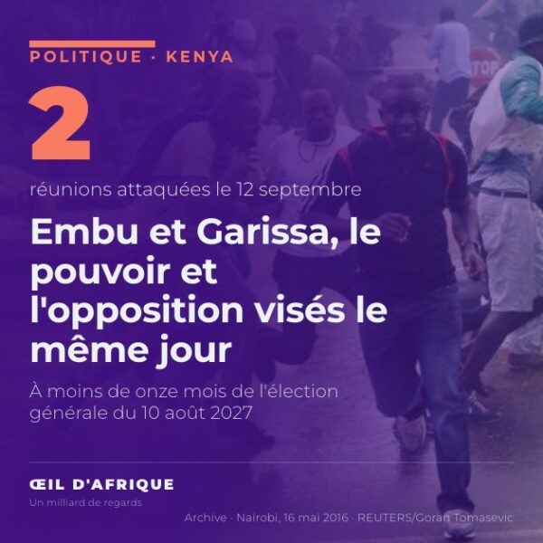 Manifestants de l'opposition fuyant les gaz lacrymogènes à Nairobi, le 16 mai 2016 (photo d'archive)