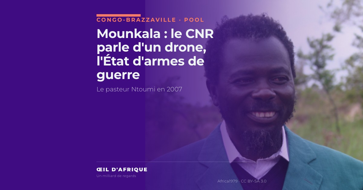 Frédéric Bintsamou, dit pasteur Ntoumi, président du CNR, photographié en 2007 dans le Pool au Congo-Brazzaville