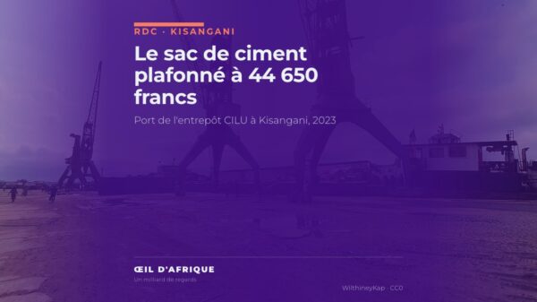 Grues du port de l'entrepôt de ciment CILU sur le fleuve Congo à Kisangani, où le prix du ciment est plafonné en octobre 2026