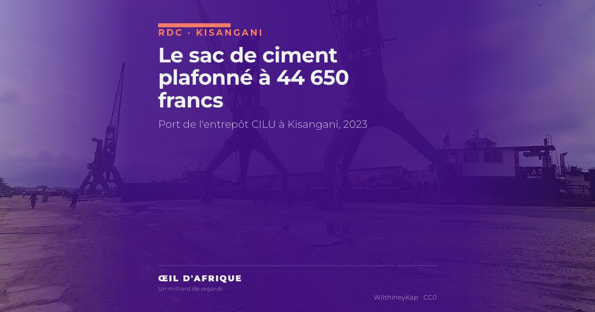 Grues du port de l'entrepôt de ciment CILU sur le fleuve Congo à Kisangani, où le prix du ciment est plafonné en octobre 2026