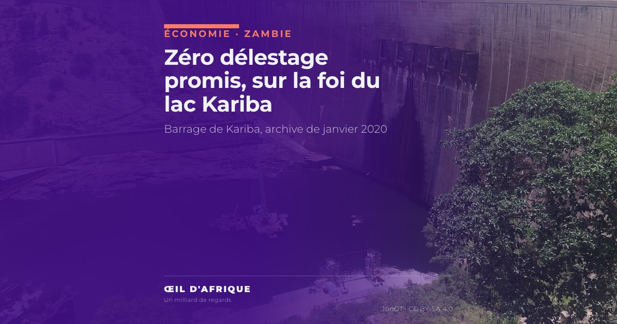 Mur du barrage de Kariba et ses vannes au-dessus du Zambèze, réservoir dont dépend la promesse de zéro délestage en Zambie